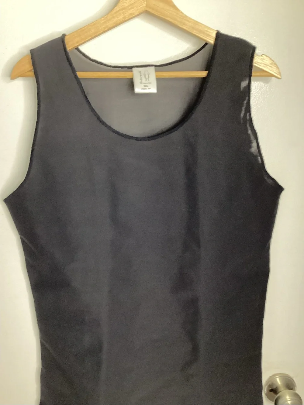 NWOT Black Scoop Neck Compression/Chest Binder Tank Top 2XL - Picture 3 of 9